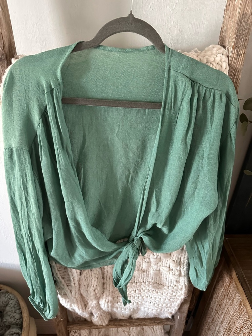Lightweight, beach tie front top